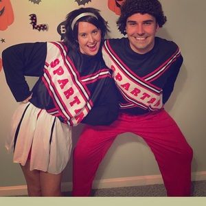 SNL men’s medium spartan cheerleaders costume